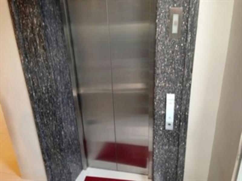 Hotel New Coklat Surabaya Bagian luar foto